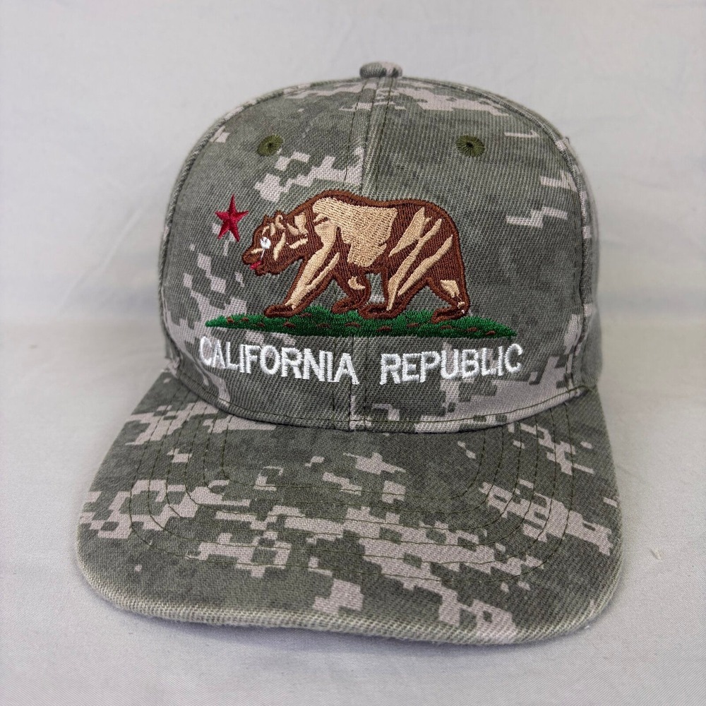 Unbranded Snapback Hat California Republic Mens OSFA Green Digi Camo Bear